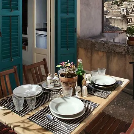 別荘 Vico Muccio. Luminosa Casa D'epoca *