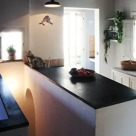 別荘 Vico Muccio. Luminosa Casa D'epoca モーディカ