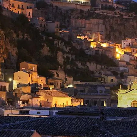 Hébergement de vacances Vico Muccio. Luminosa Casa D'epoca *